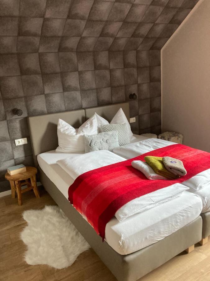Haus Nohra Bed & Breakfast Санкт Михаел им Лунгау Екстериор снимка