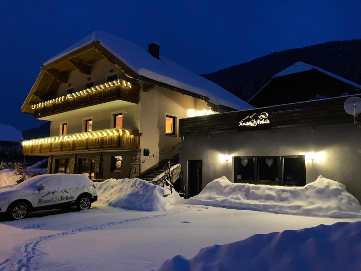 Haus Nohra Bed & Breakfast Санкт Михаел им Лунгау Екстериор снимка