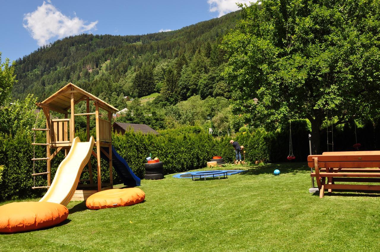 Haus Nohra Bed & Breakfast Санкт Михаел им Лунгау Екстериор снимка